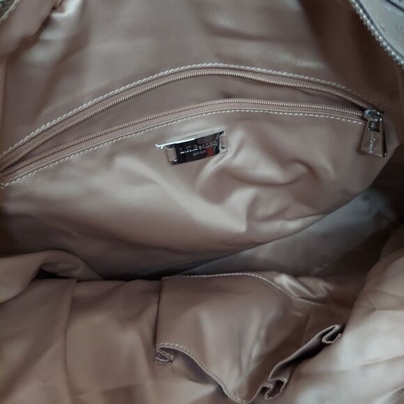 L K Bennett   - Picture 8 of 10